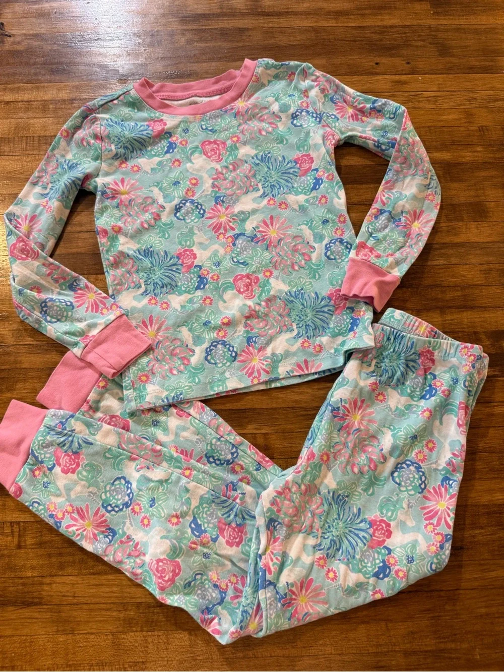 Lily Pulitzer x Pottery Barn Tight Fit Organic Cotton Pajamas. Size 8 (v1)